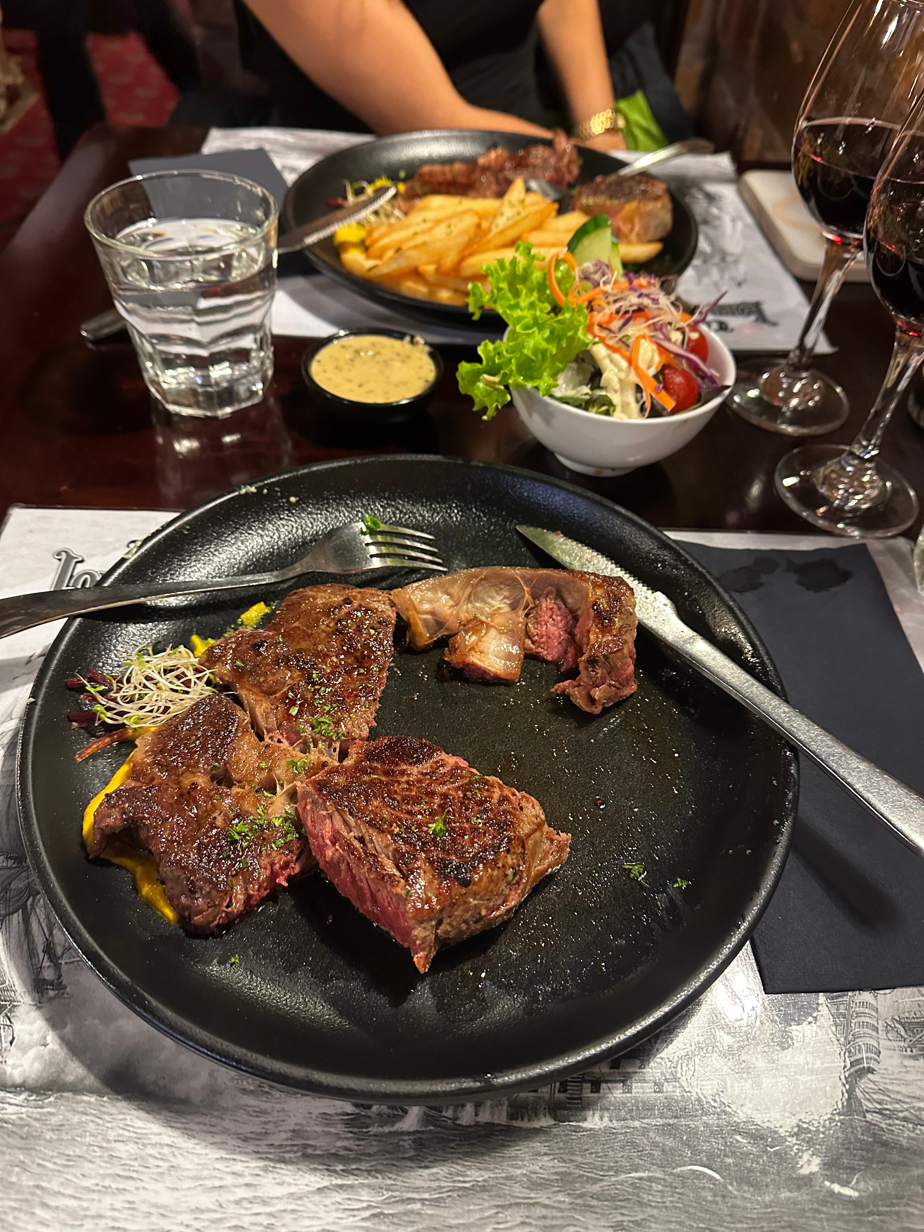 Tony's Lord Nelson - Food